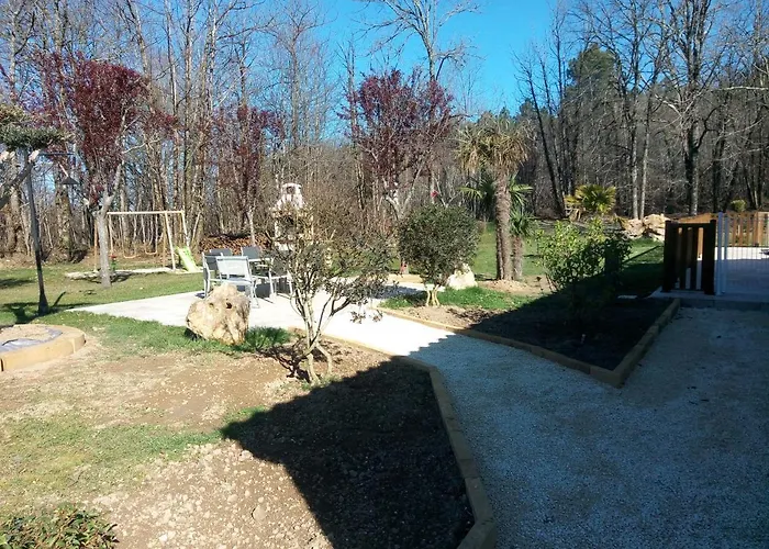 Les Pruniers De La Cipiere *