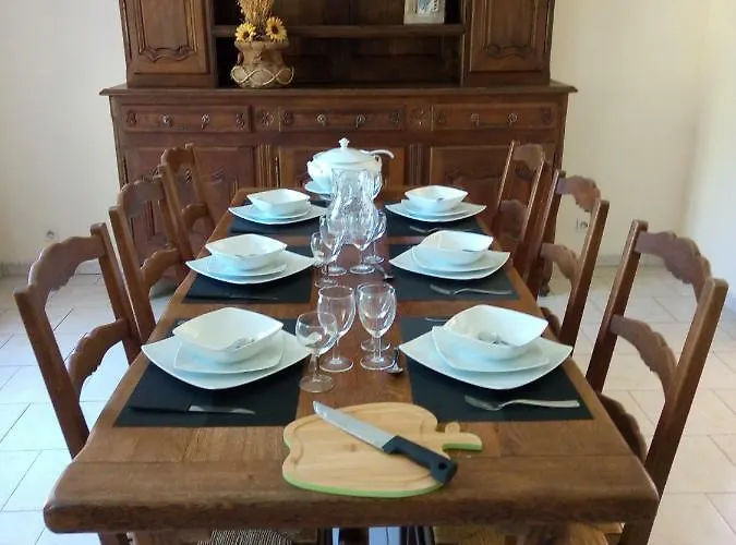 Les Pruniers De La Cipière