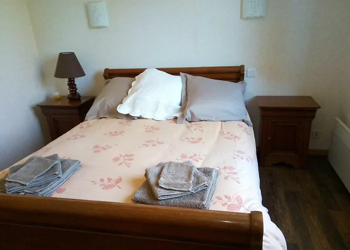 Les Pruniers De La Cipière * Peyzac-le-Moustier